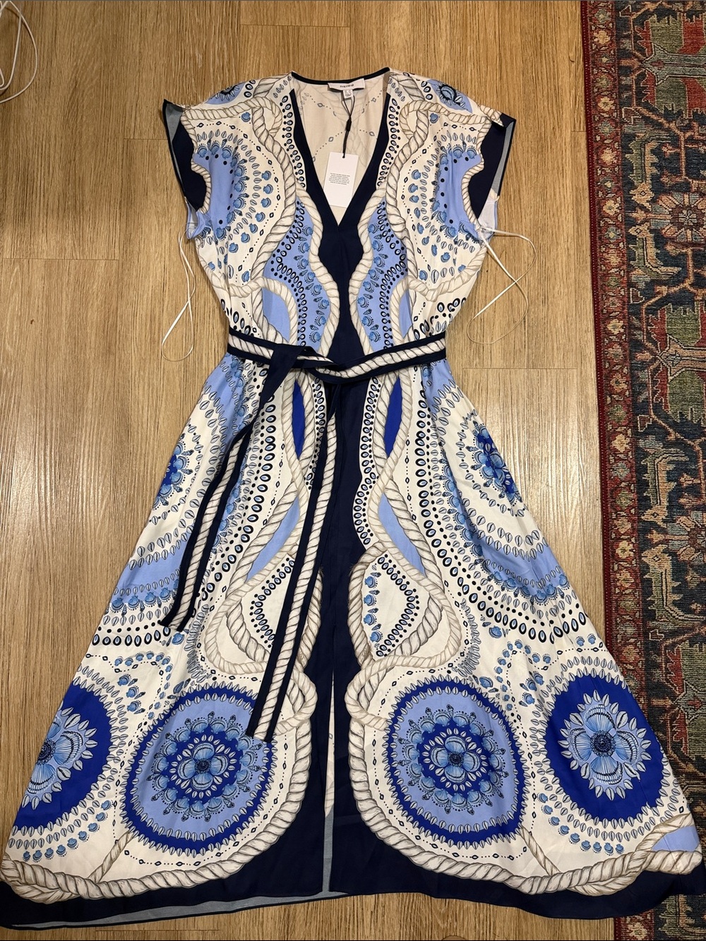 New Reiss blue  & White Printed V-Neck Belted Midi Dress size 14